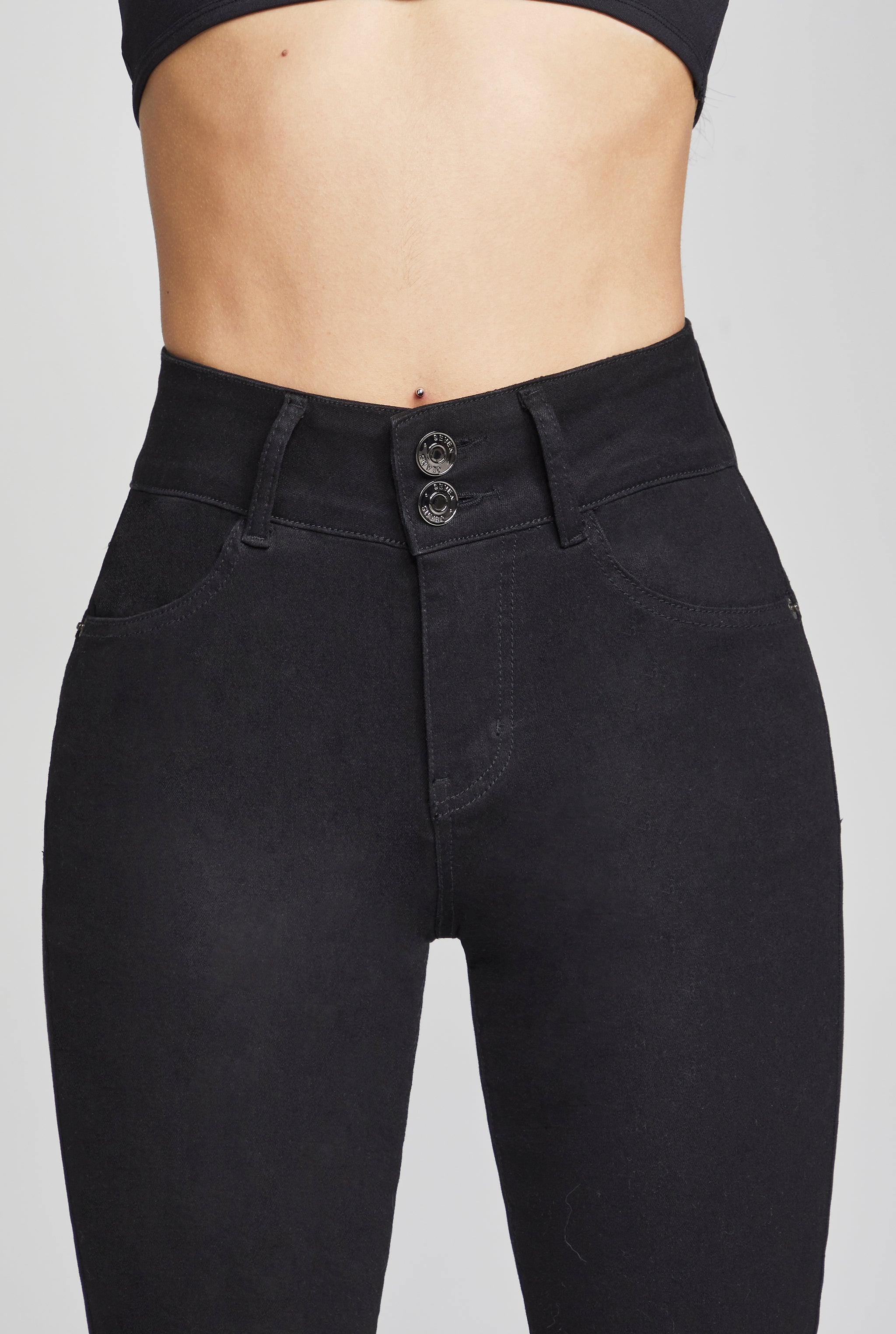 JEANS SÚPER SKINNY CINTURA MEDIA TECNOLOGÍA PUSH UP 1170NGRO