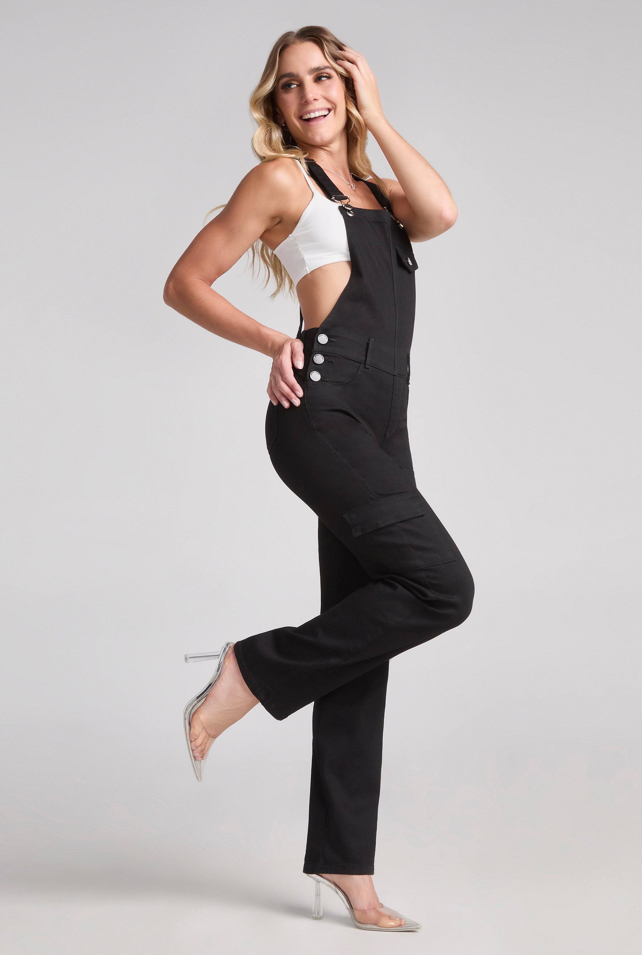 OVEROL DE MEZCLILLA CORTE RECTO TECNOLOGÍA PUSH UP 9818NGRO