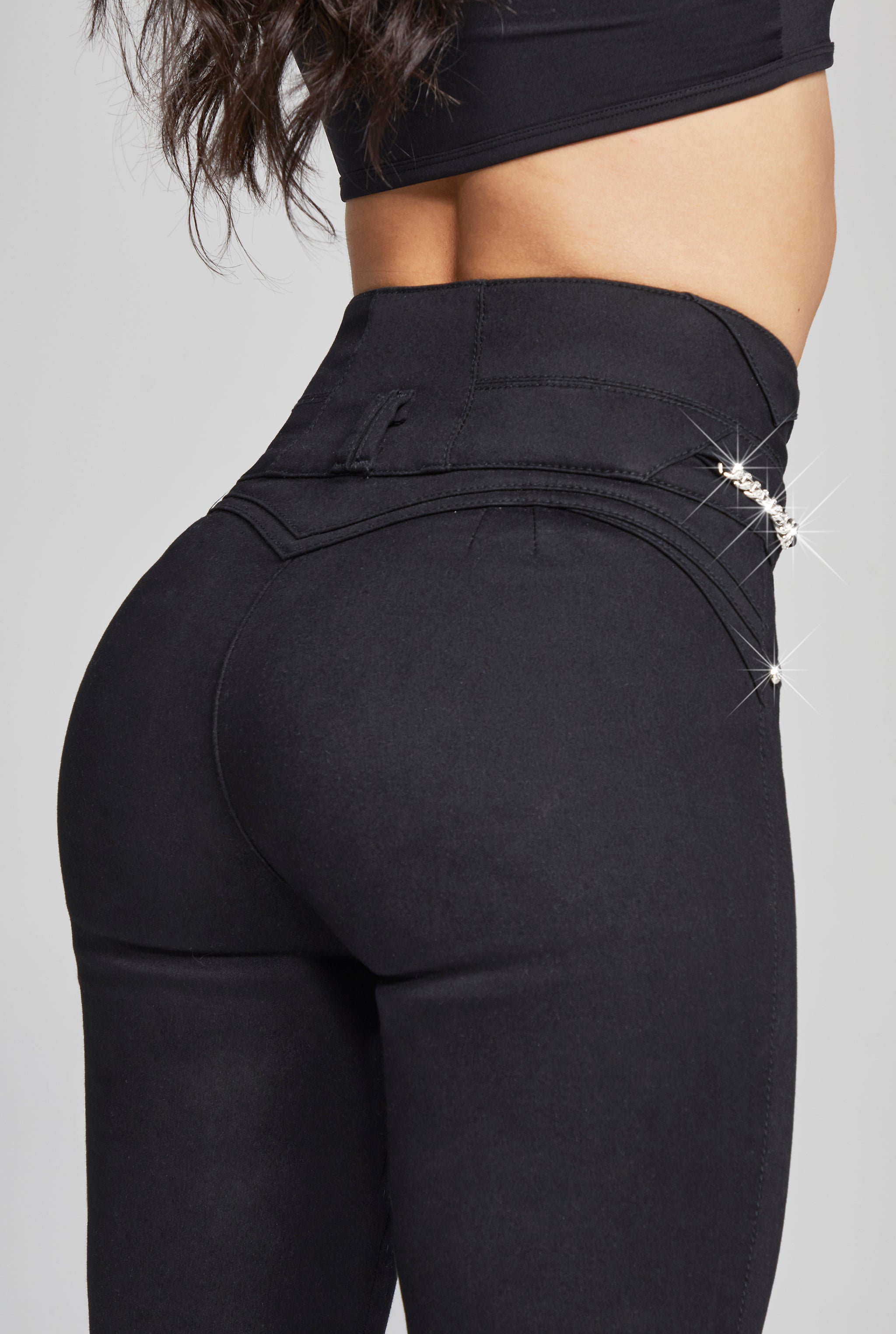 JEANS SUPER SKINNY CINTURA SUPER ALTA PUSH UP 0028NGRO