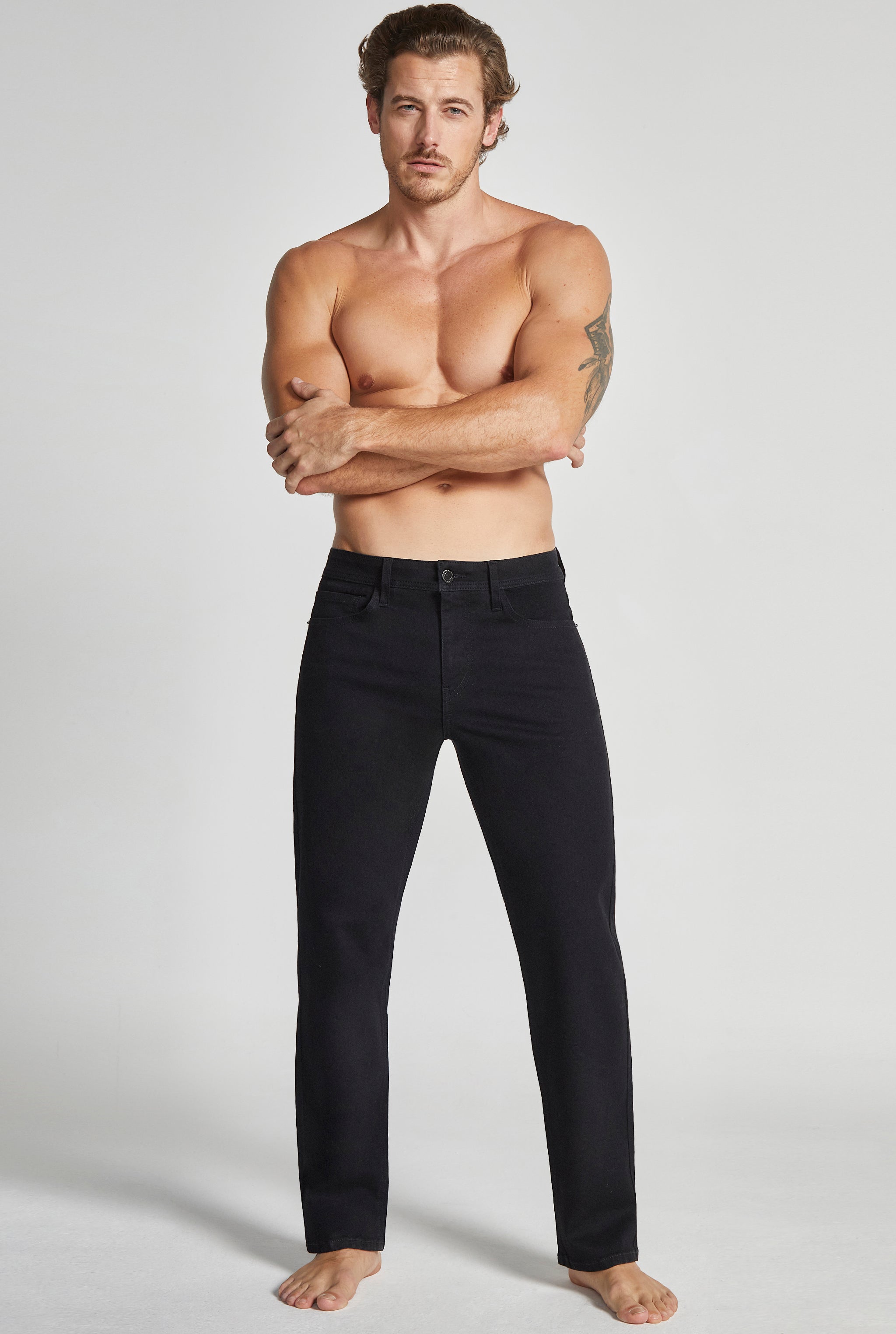 JEANS PARA HOMBRE CINTURA REGULAR SKINNY 7084NGRO