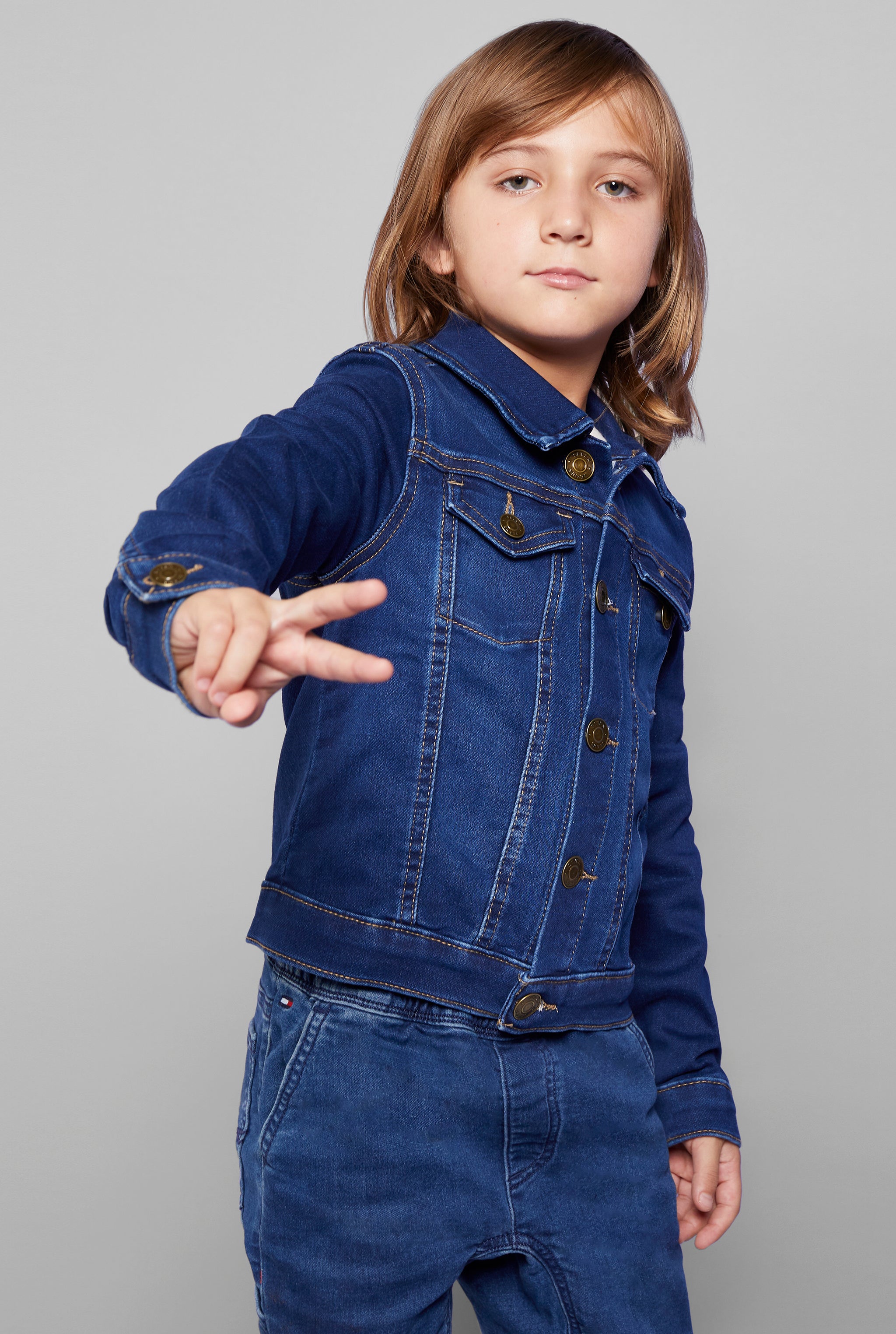 CHAMARRA SLIM COLOR AZUL MEDIO PARA NIÑO 3246STOB