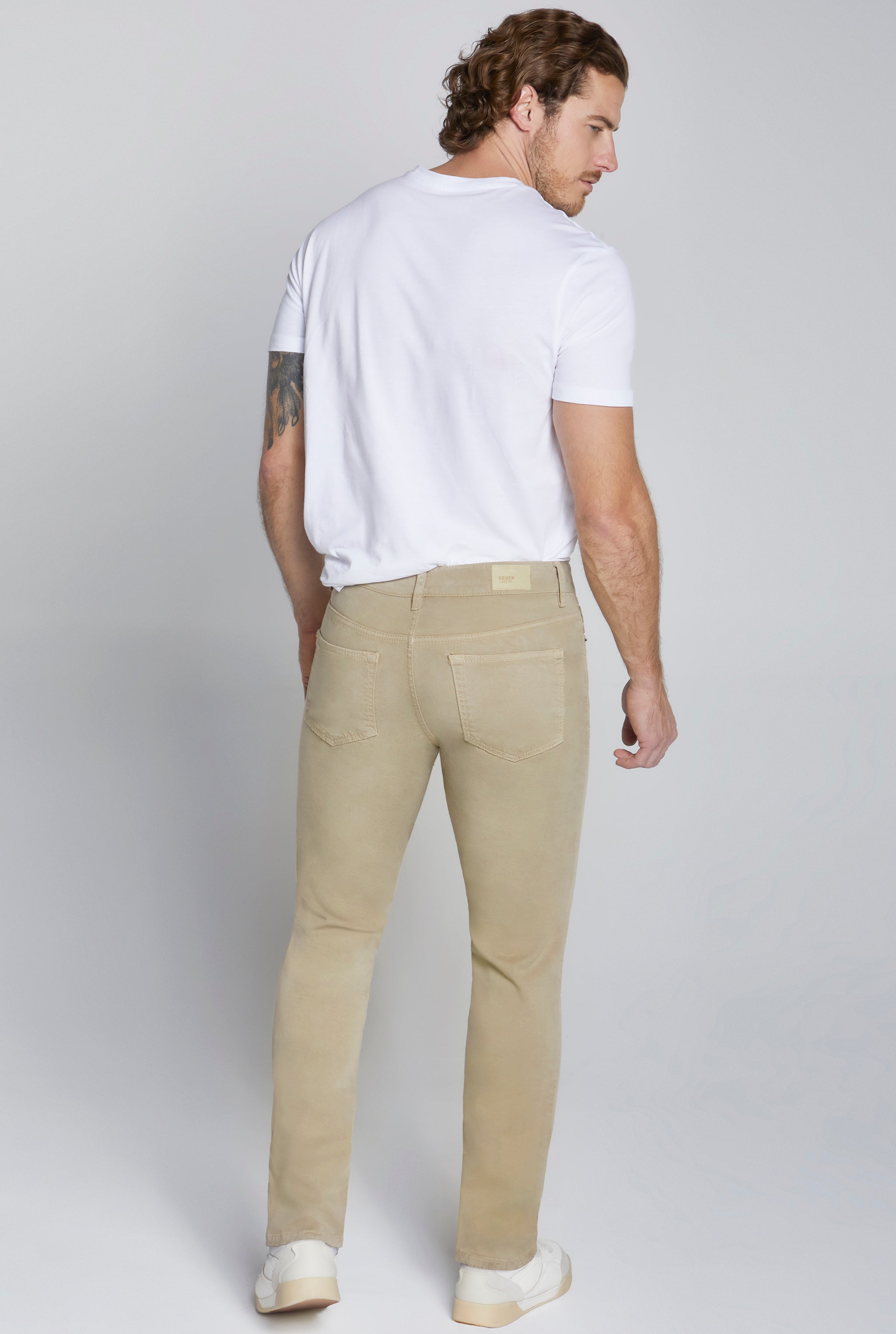 JEANS PARA HOMBRE CORTE SLIM COLOR KHAKI 7097KAKI