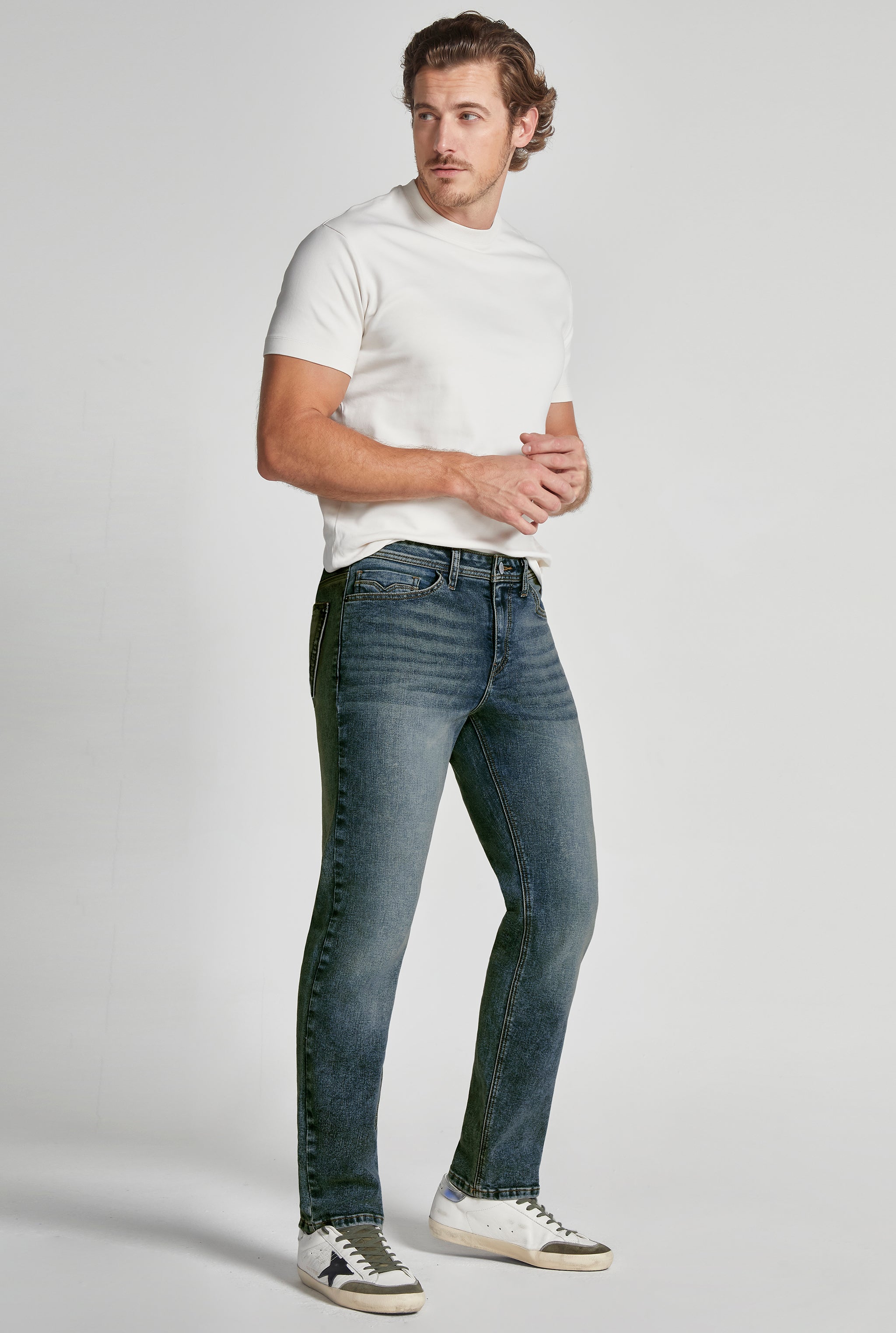JEANS PARA HOMBRE CORTE SLIM AZUL OBSCURO 7046STOB