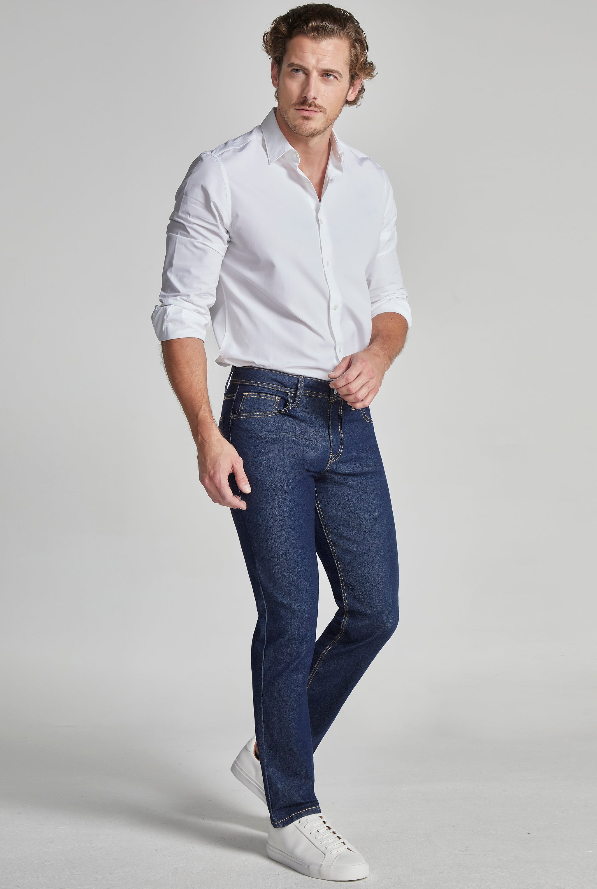 JEANS PARA HOMBRE CORTE RECTO CINTURA REGULAR AZUL INDIGO 7085INDI