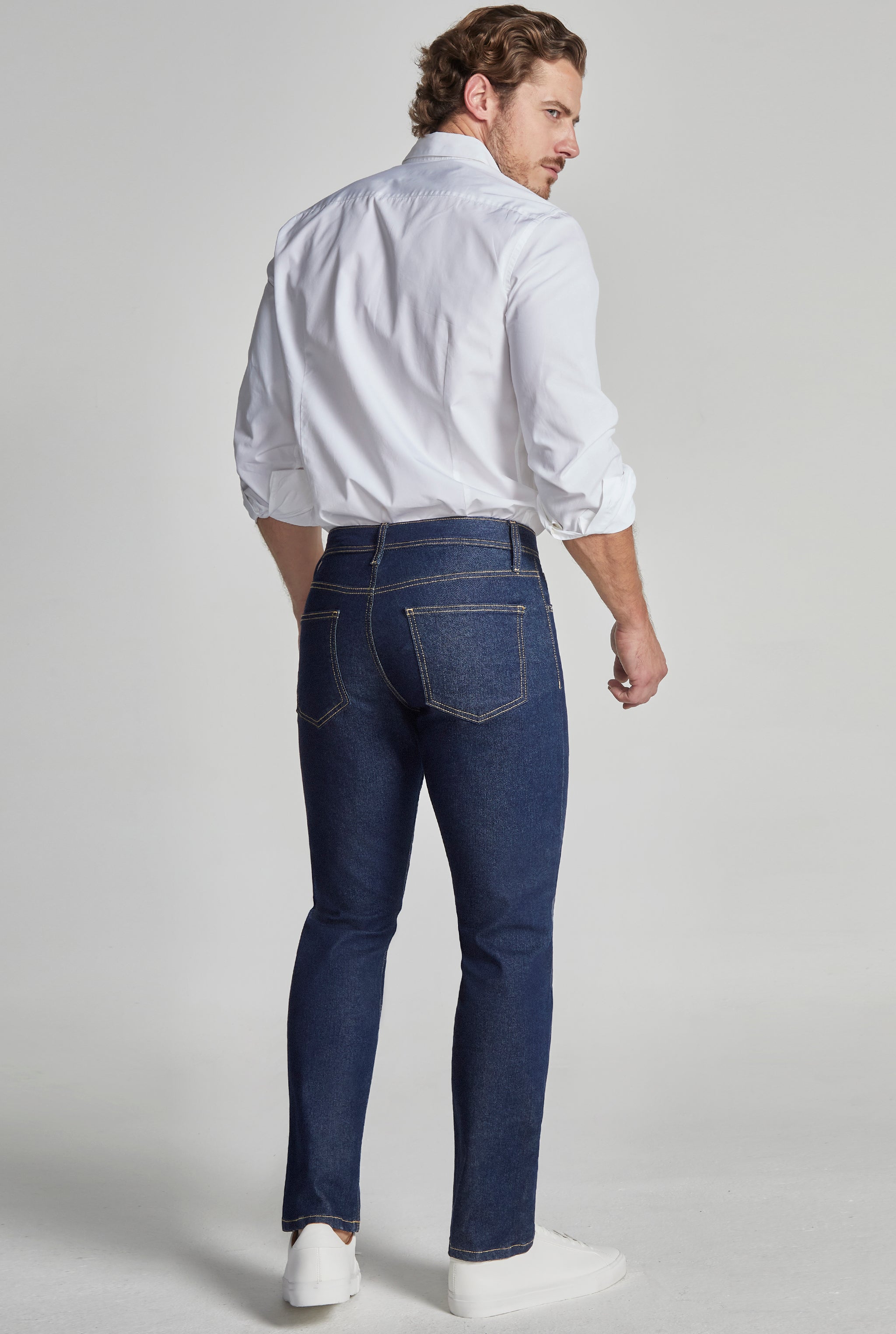 JEANS PARA HOMBRE CORTE RECTO CINTURA REGULAR AZUL INDIGO 7085INDI