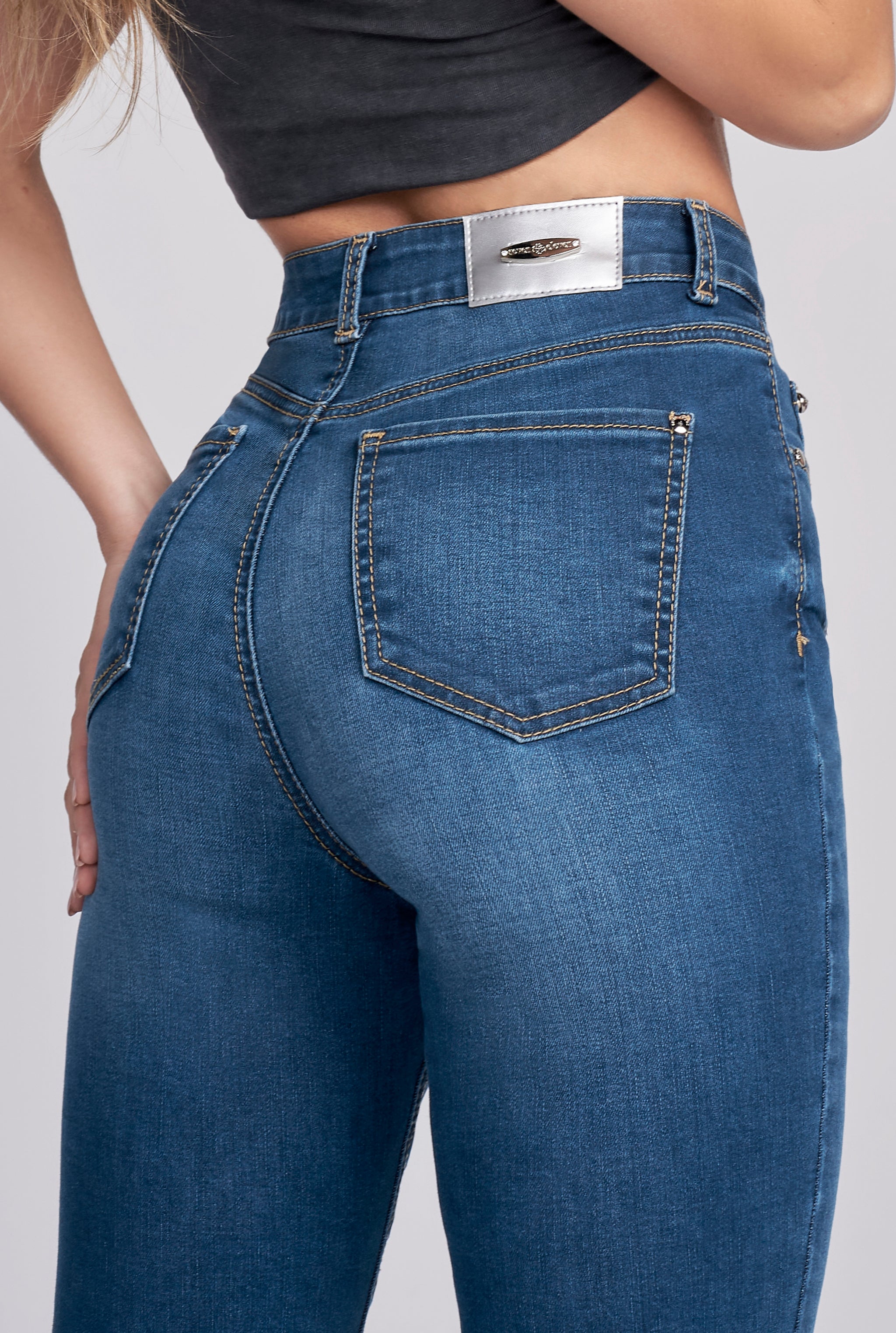 JEANS SKINNY CINTURA ALTA MODELO 4231STMO