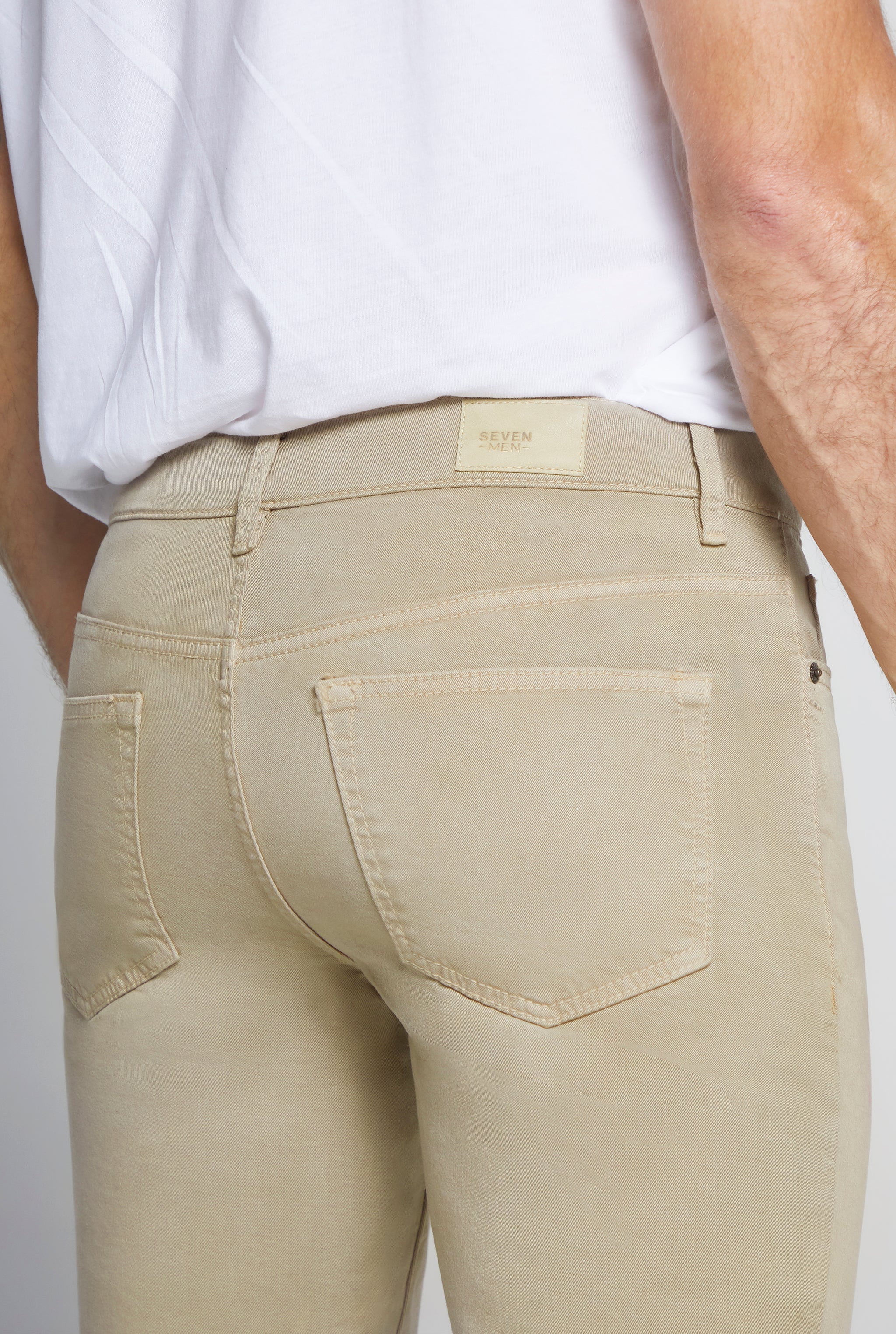 JEANS PARA HOMBRE CORTE SLIM COLOR KHAKI 7097KAKI