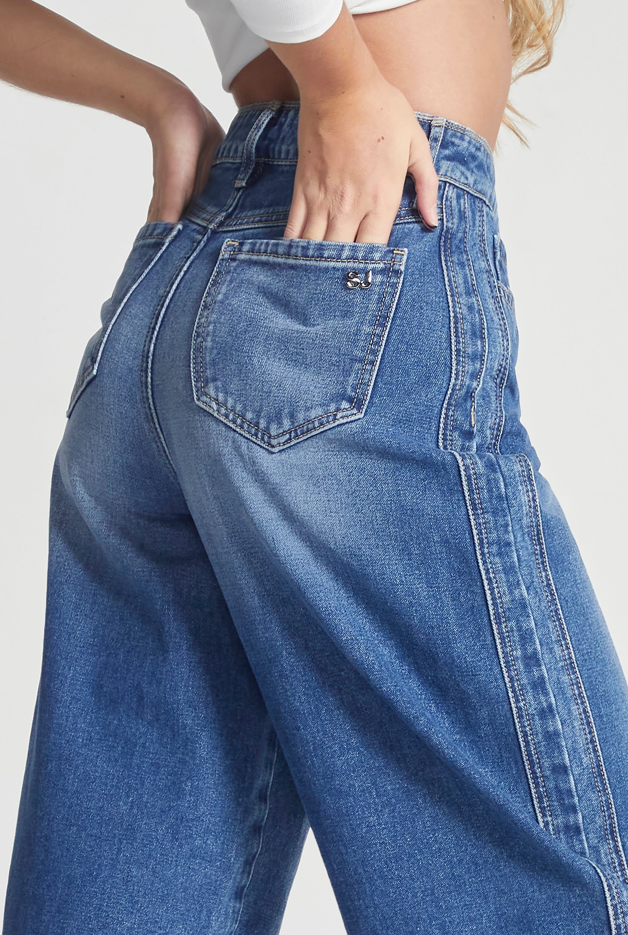 JEANS BARREL CINTURA SÚPER ALTA 9886STME