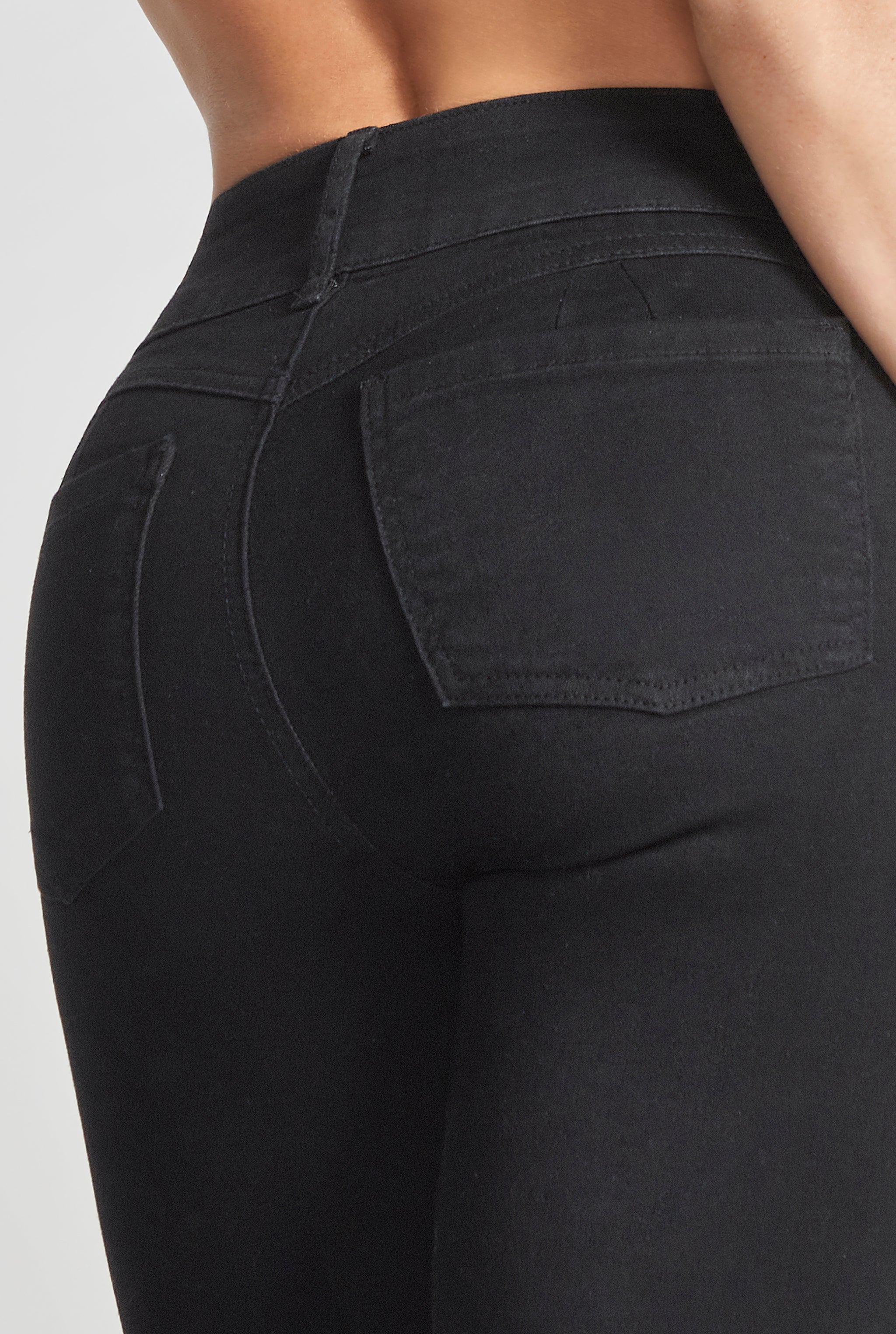JEANS SÚPER SKINNY CINTURA MEDIA PUSH UP 1170NGROI
