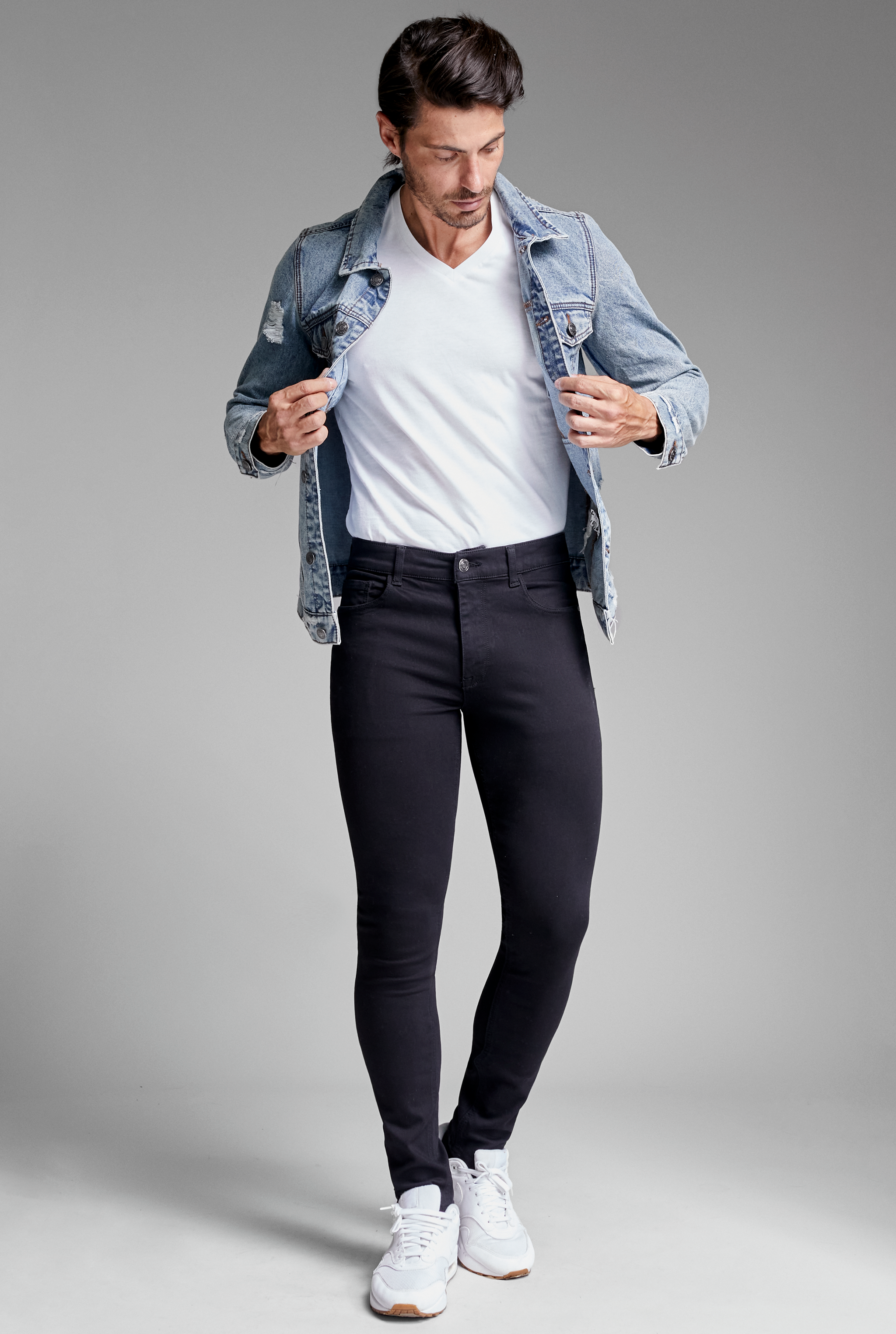 JEANS SÚPER SKINNY NEGRO 7038NGRO