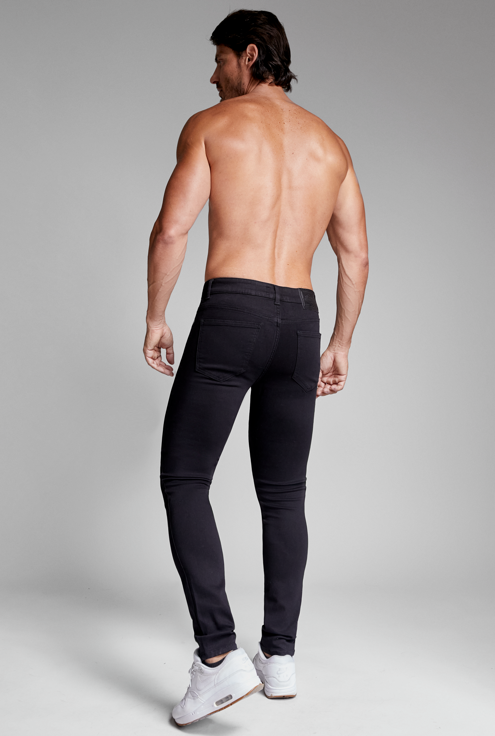 JEANS SÚPER SKINNY NEGRO 7038NGRO