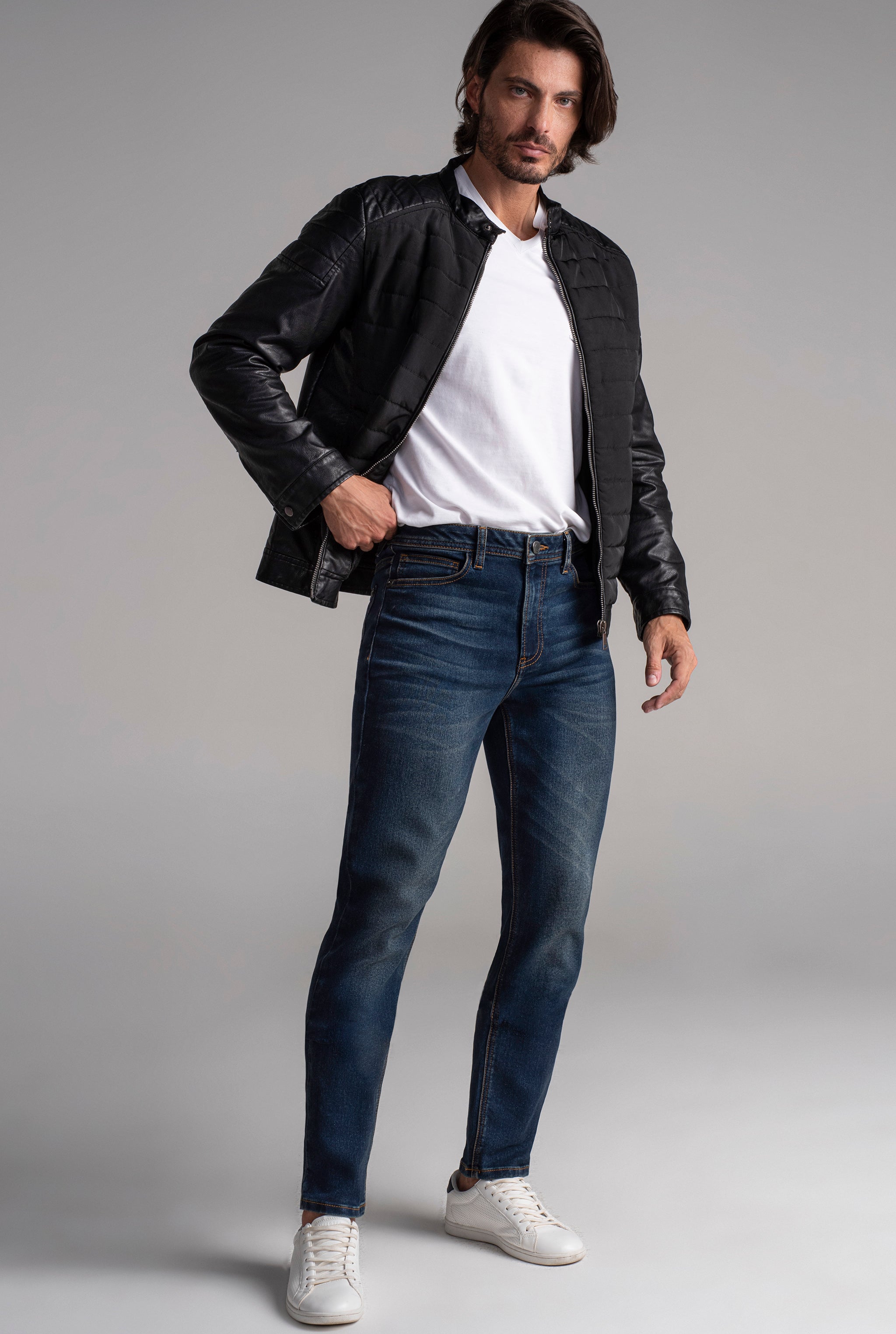 JEANS PARA HOMBRE CINTURA REGULAR CORTE SLIM 7046STON