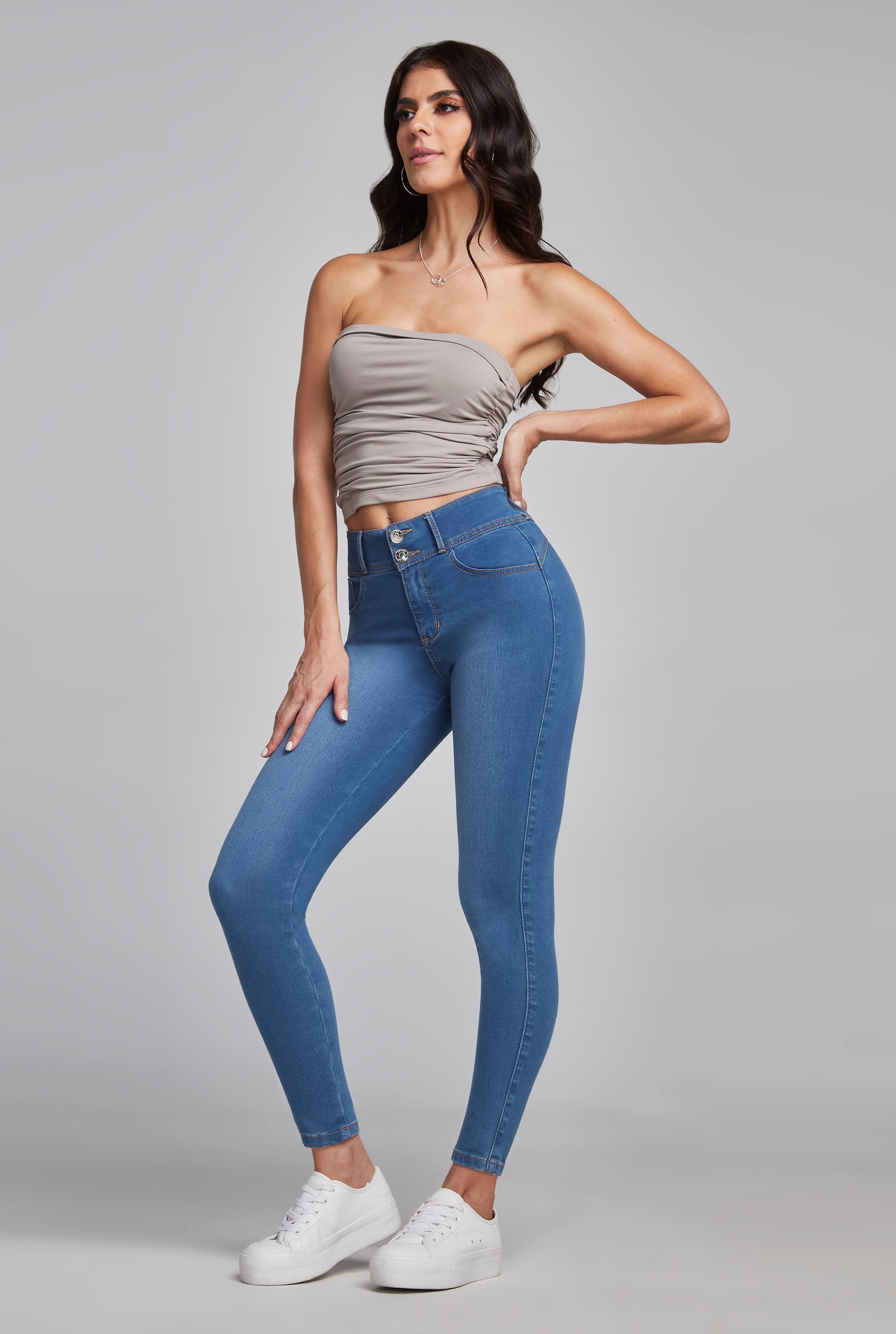 JEANS SÚPER SKINNY CINTURA ALTA PUSH UP 0118BLEA