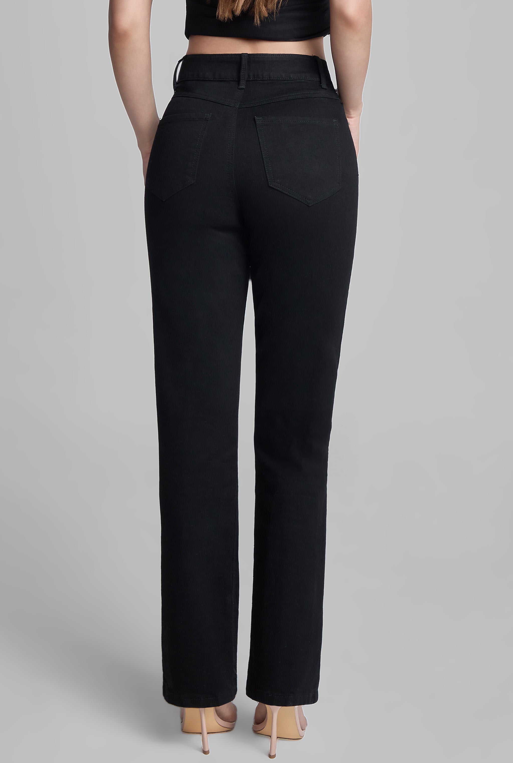 JEANS RECTO 0075NGRO