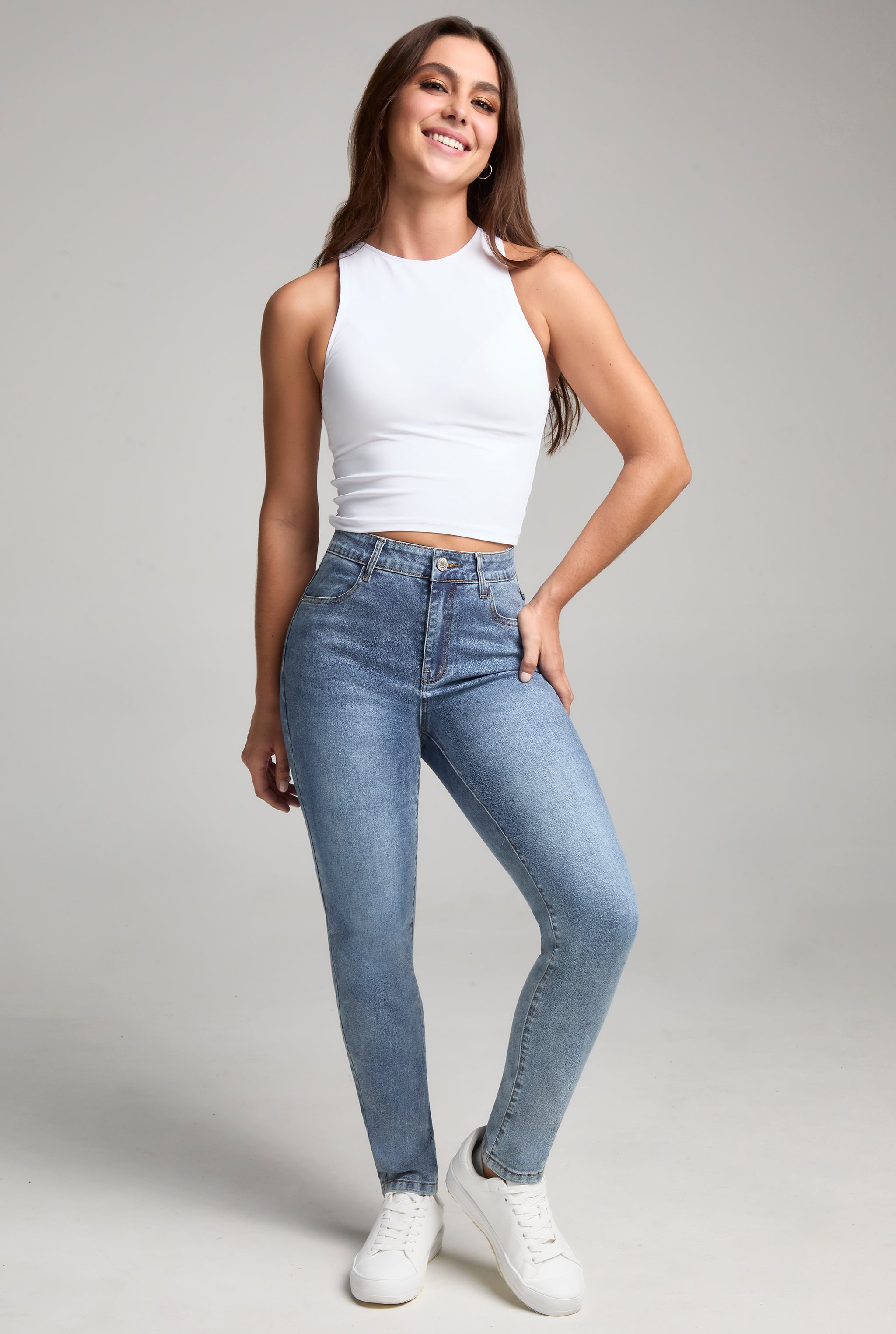 JEANS SKINNY TIRO MEDIO SEXY SILUETTE 7032STME