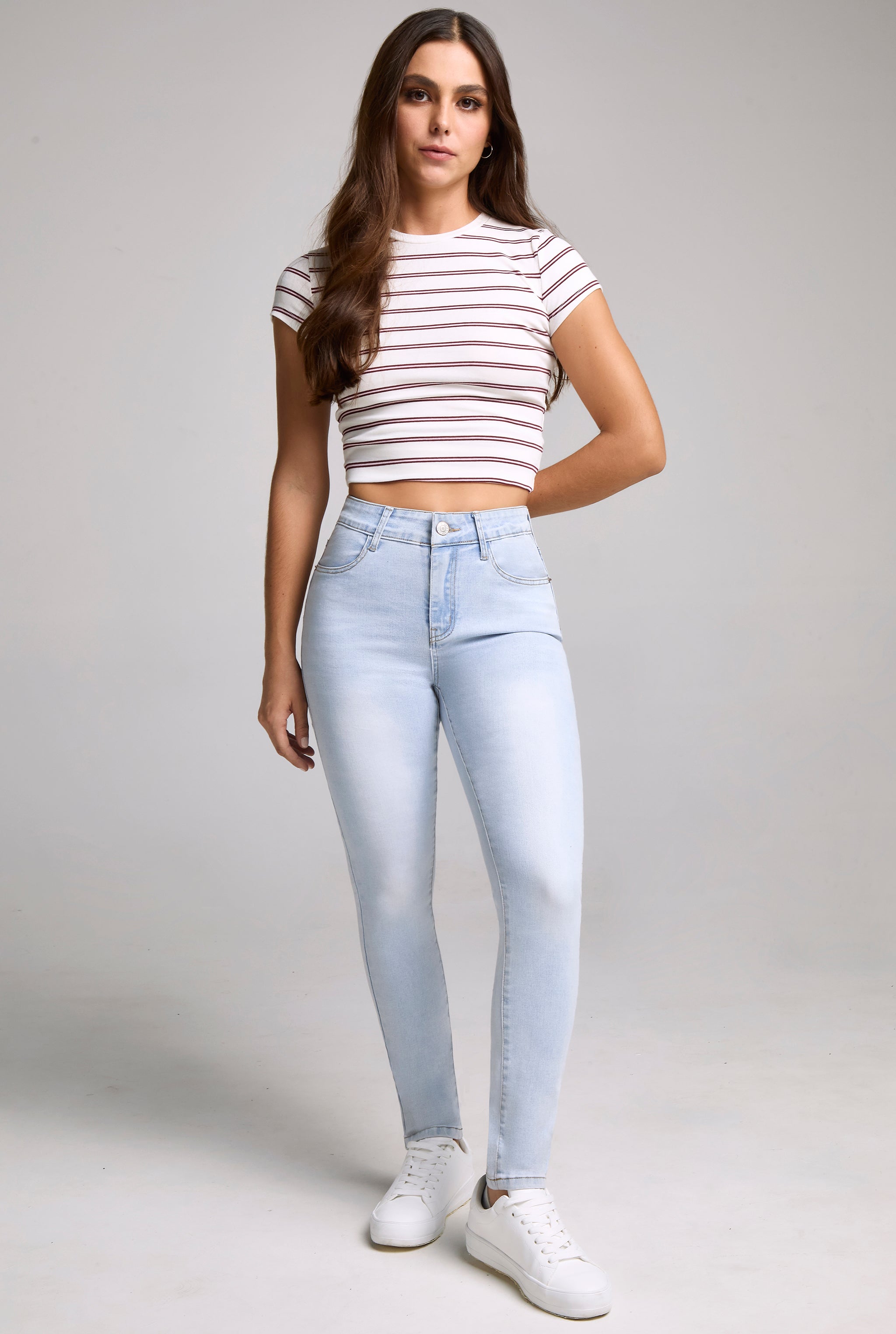 JEANS SKINNY TIRO MEDIO SEXY SILUETTE 7032BLEA