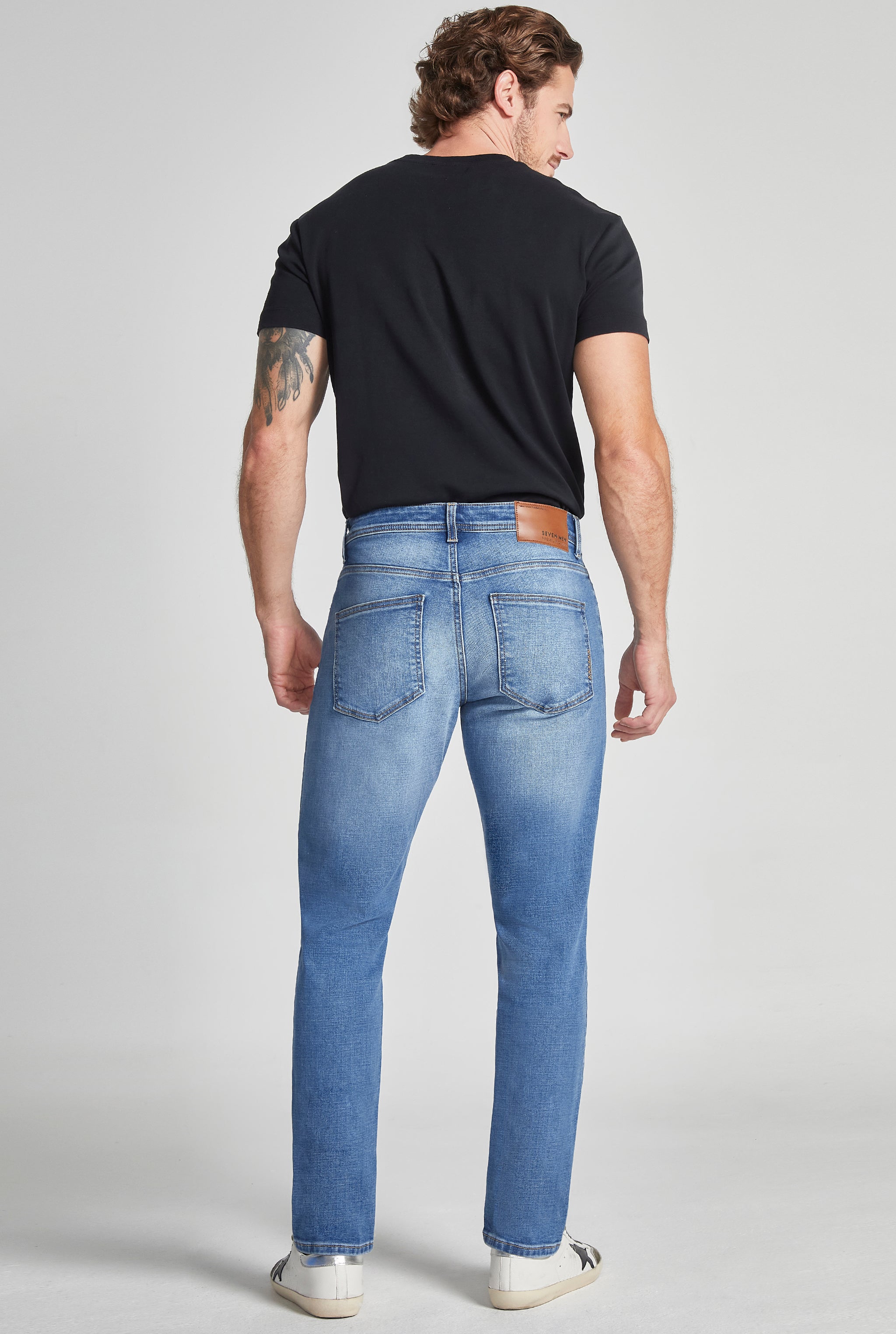JEANS PARA HOMBRE CORTE SKINNY COLOR AZUL MEDIO 7043STME