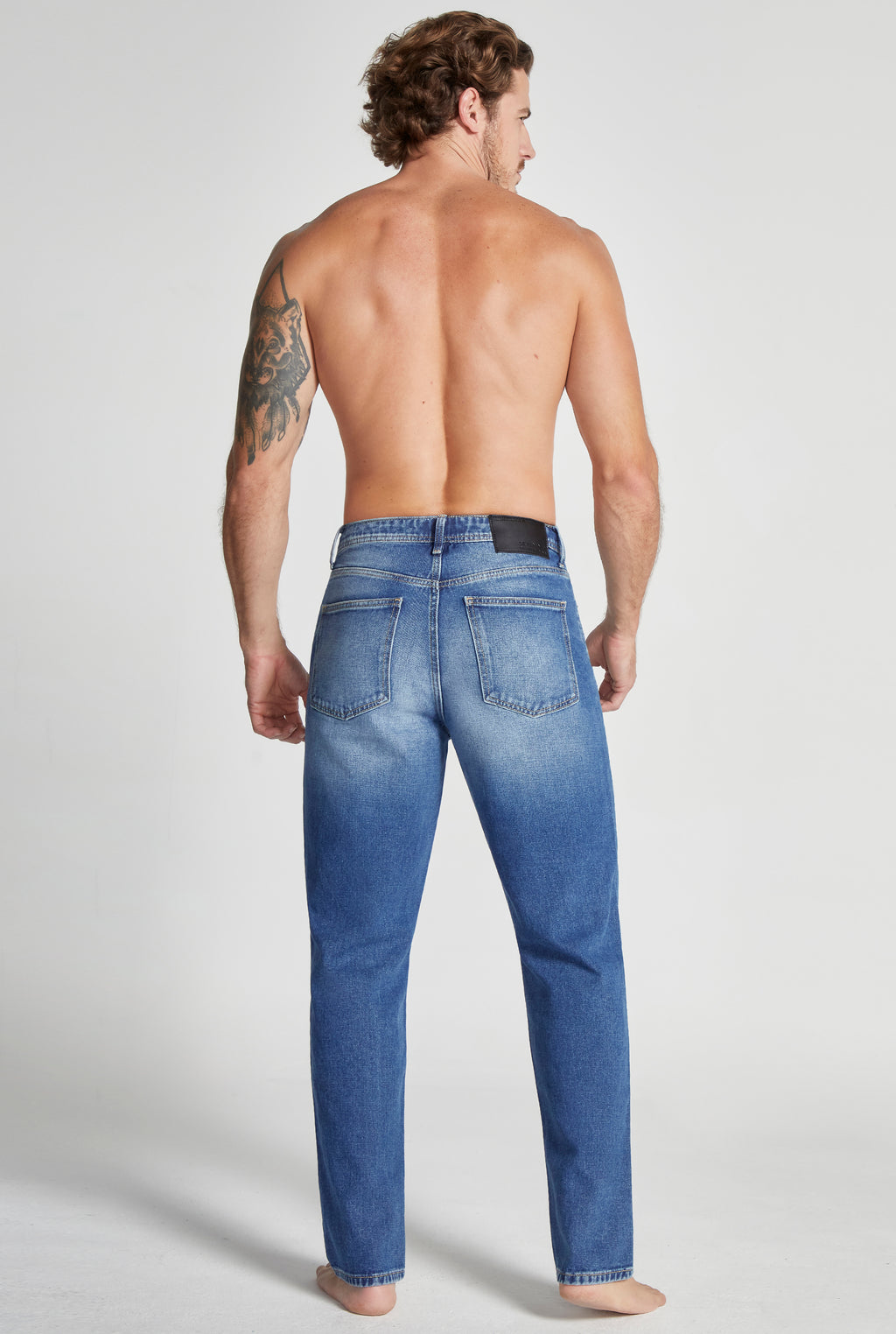 JEANS PARA HOMBRE CINTURA REGULAR CORTE RECTO RETRO 7076STOB (8189560225929)