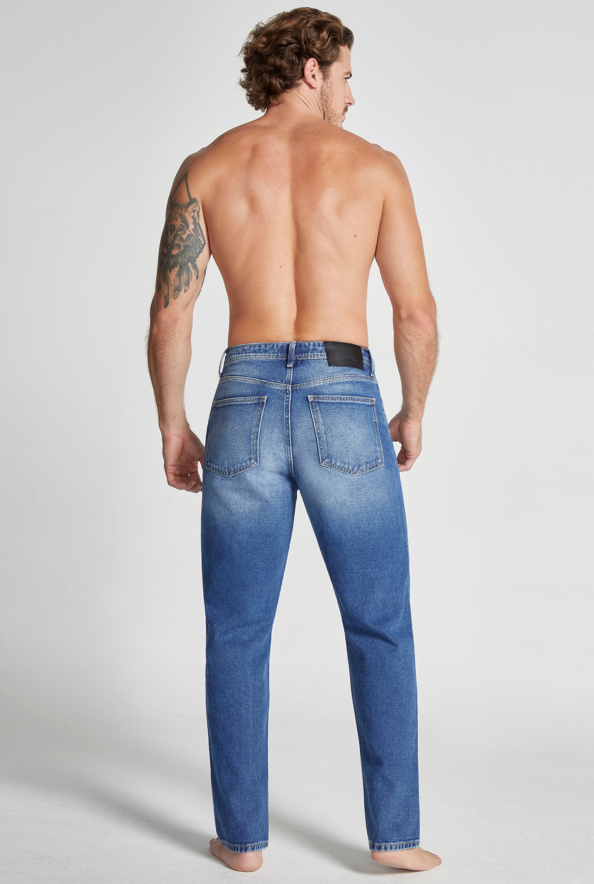 JEANS PARA HOMBRE CINTURA REGULAR CORTE RECTO RETRO 7076STOB (8189560225929)