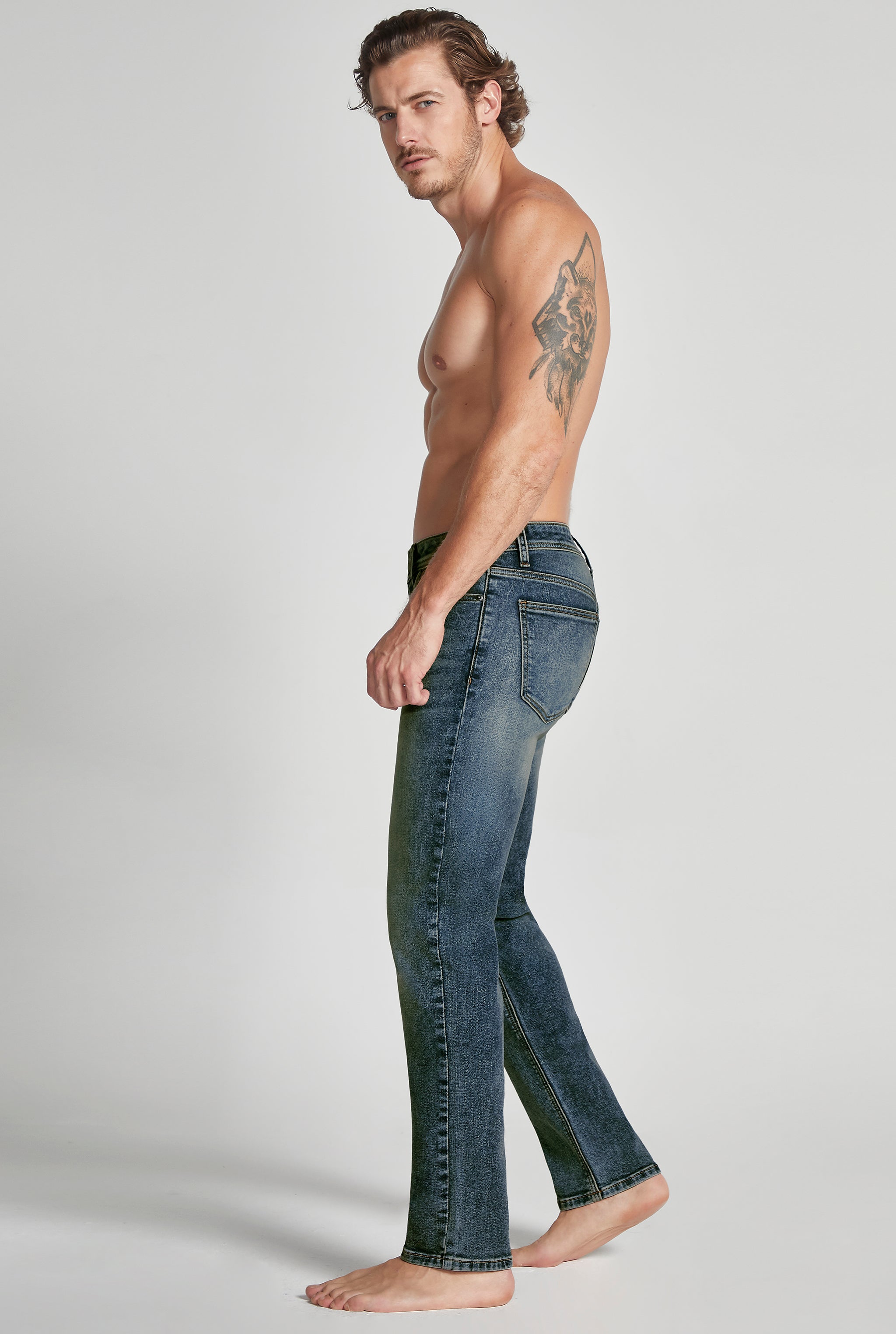 JEANS PARA HOMBRE CORTE SLIM AZUL OBSCURO 7046STOB