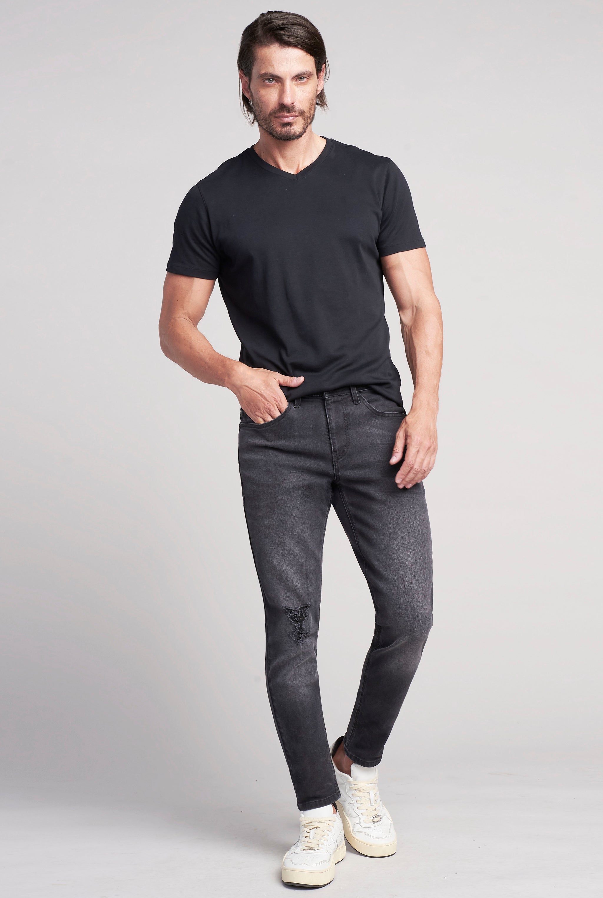 JEANS PARA HOMBRE CINTURA REGULAR CORTE SÚPER SKINNY 7044NGRO (7222916972681)