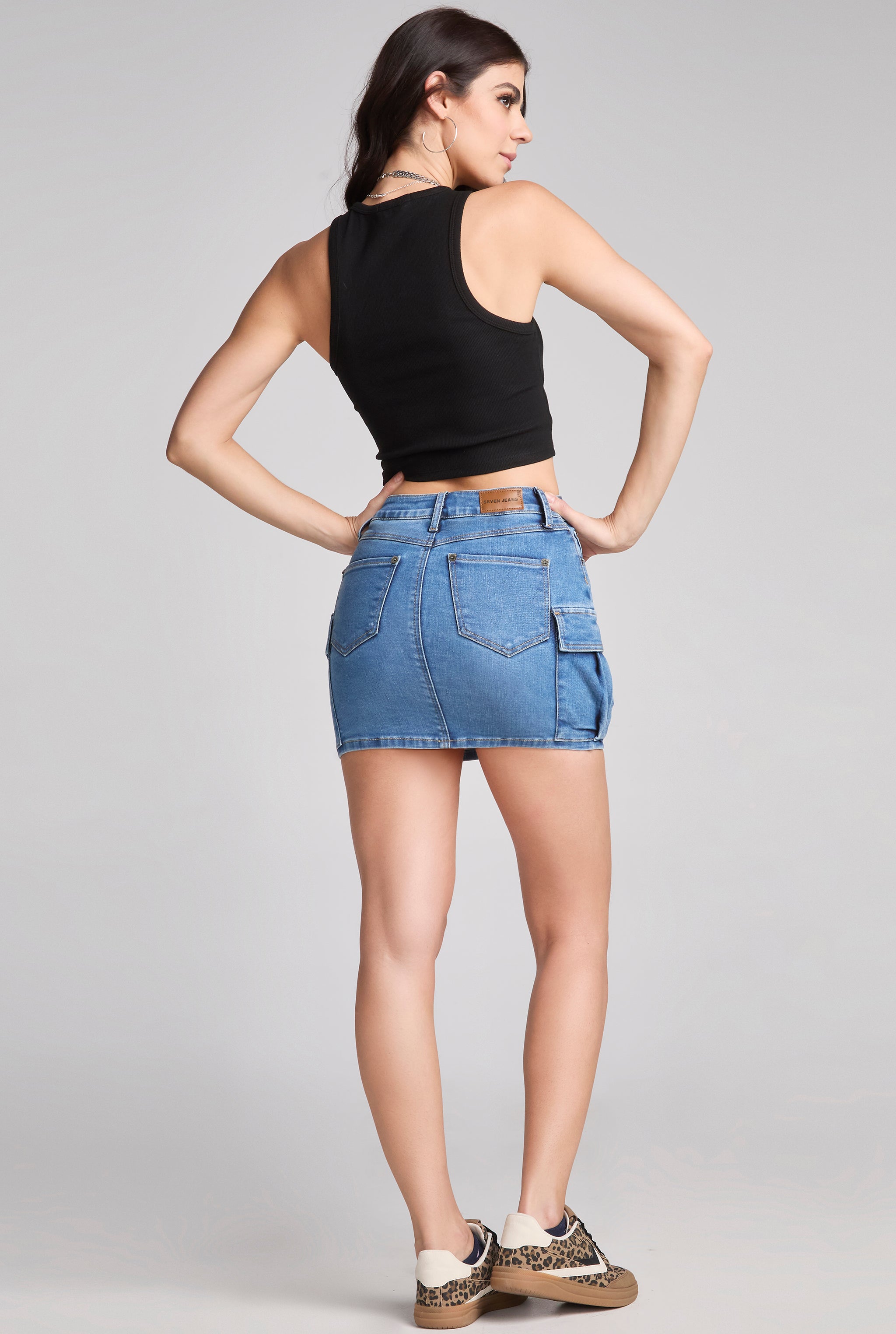 FALDA SHORT CARGO DENIM CINTURA ALTA COLOR AZUL MEDIO 9897STME