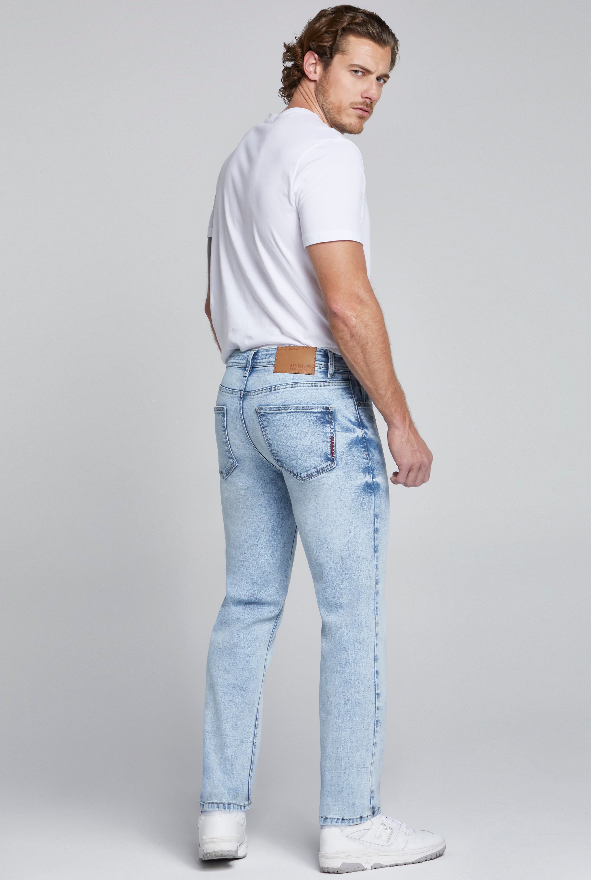 JEANS PARA HOMBRE CORTE SKINNY COLOR AZUL CLARO 7044STCL