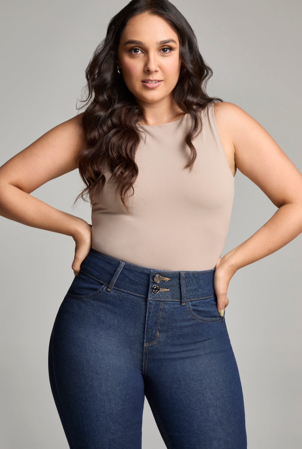 JEANS PLUS SIZE RECTO TIRO ALTO PUSH UP 0077STON (8389971050633)