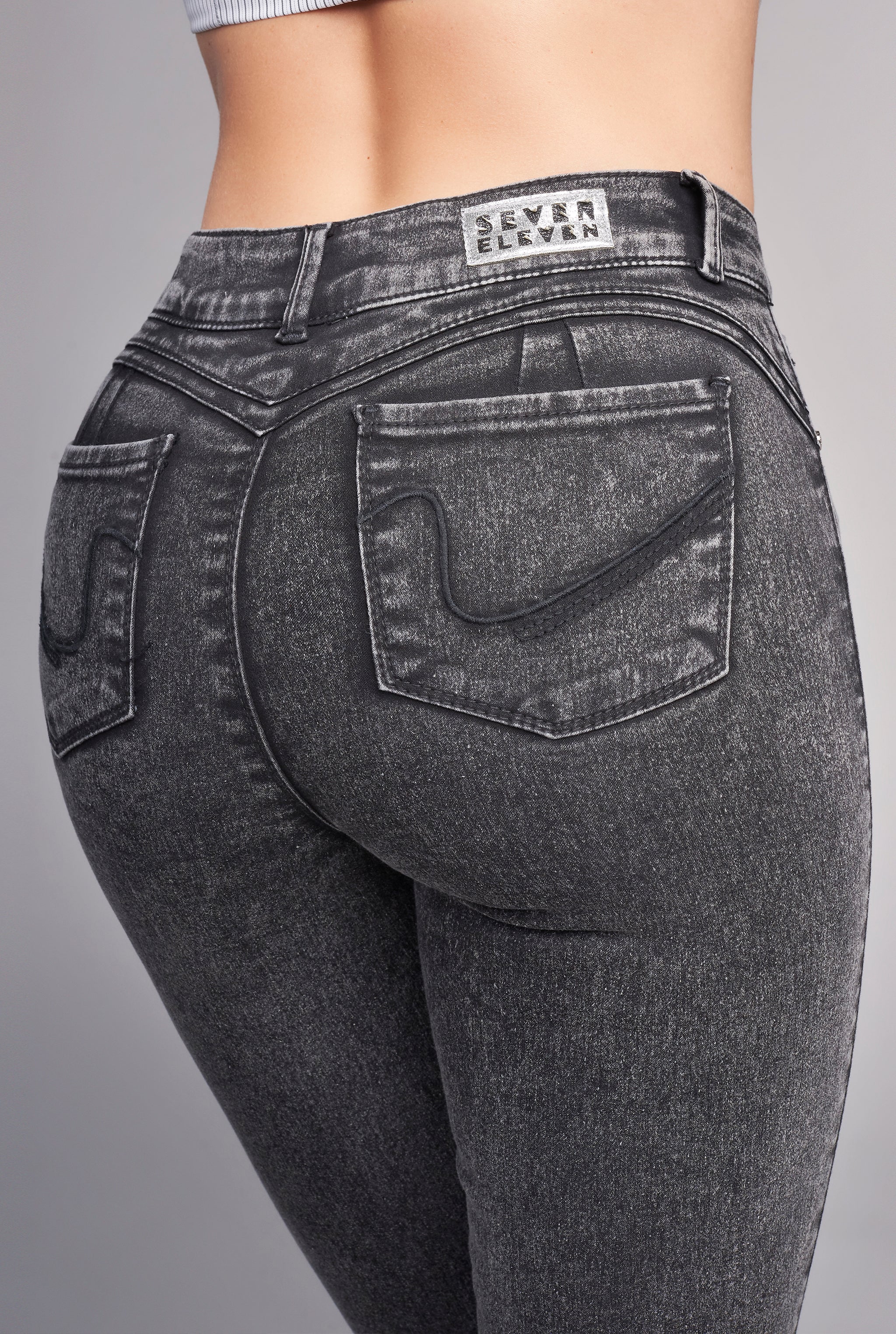 Jeans Súper Skinny Cintura Alta Push UP 9562GRIS