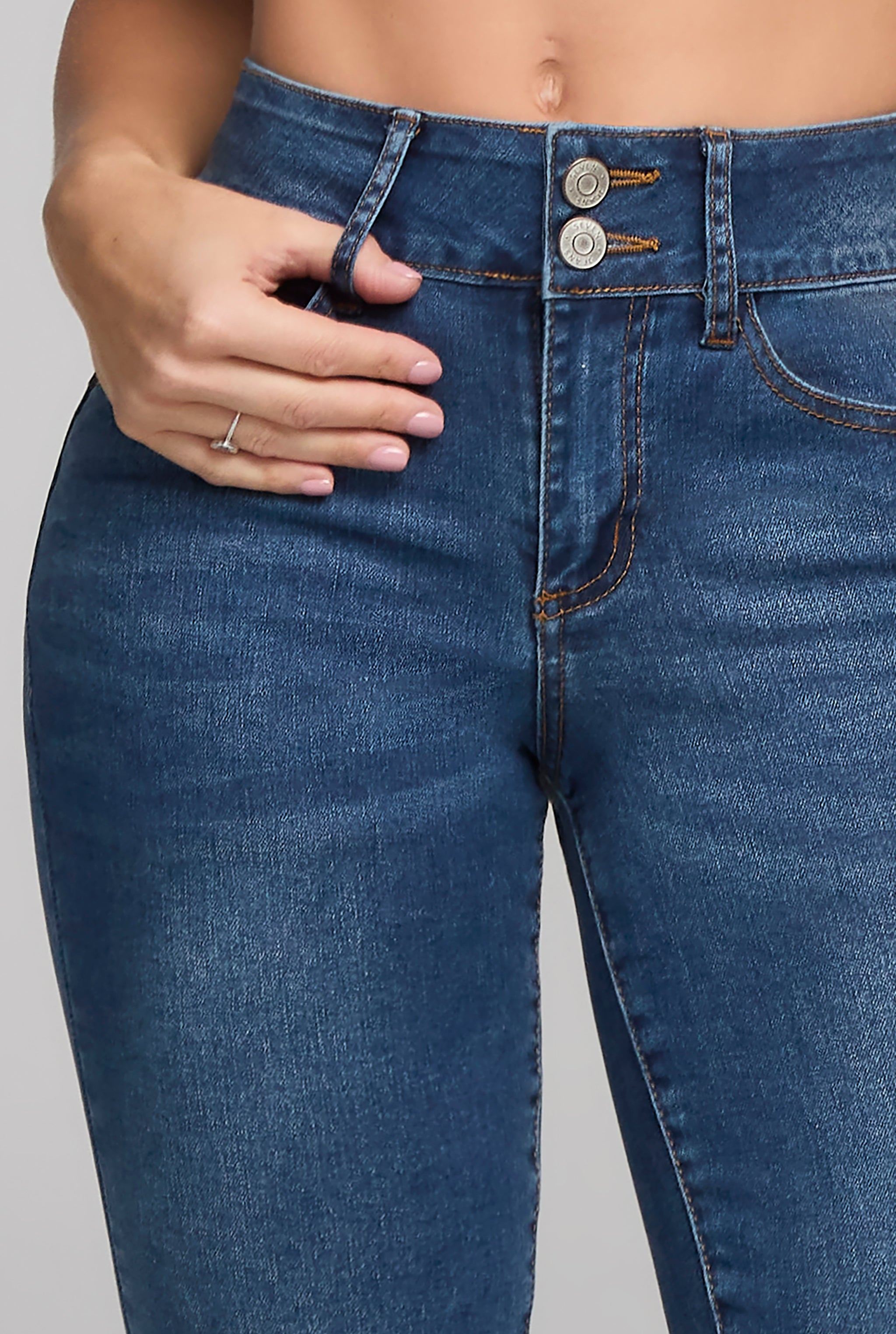 JEANS SUPER SKINNY TIRO MEDIO PUSH UP 1170STME