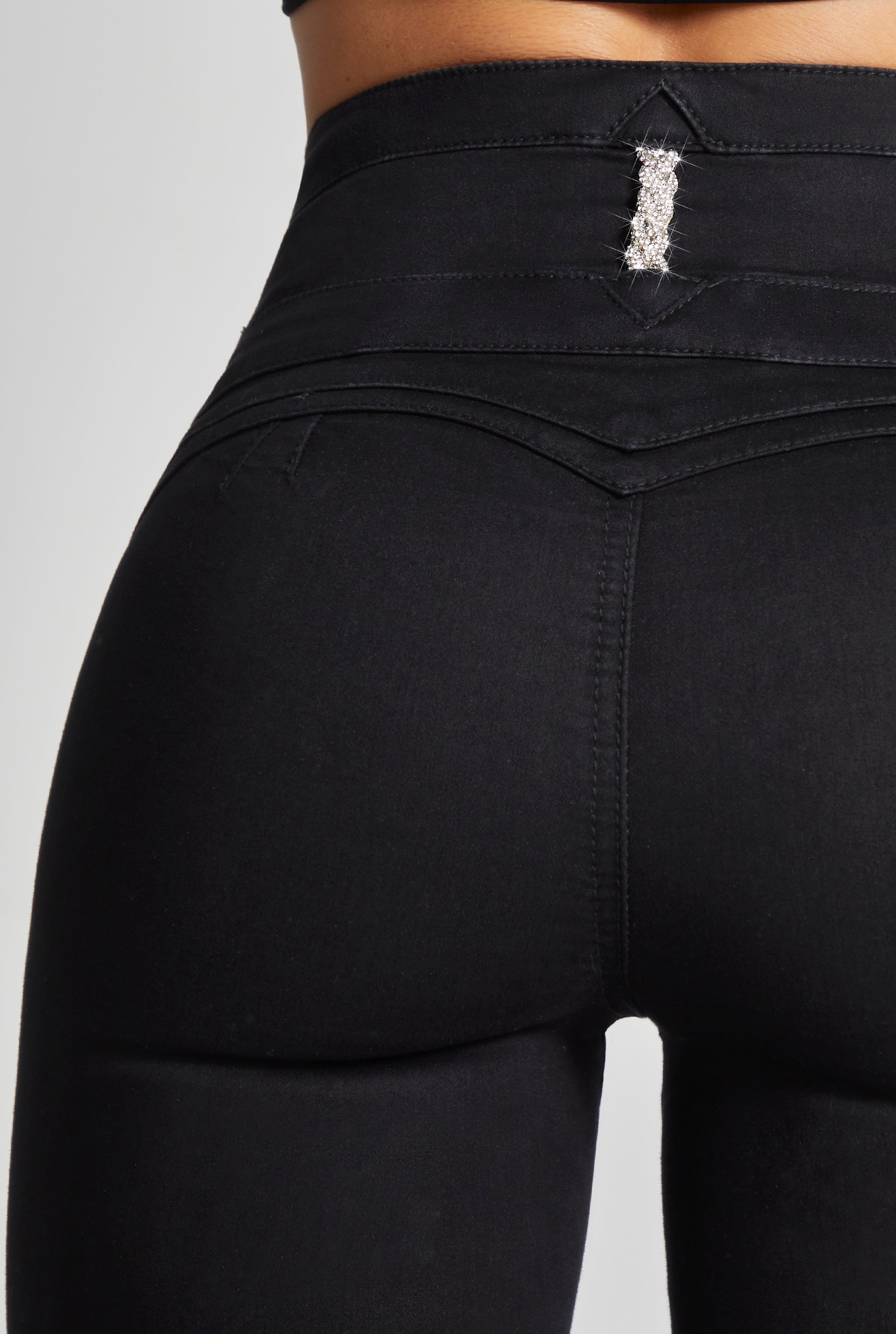 JEANS SKINNY CINTURA ALTA TECNOLOGÍA BUENISSIMA NEGRO 9587NGRO