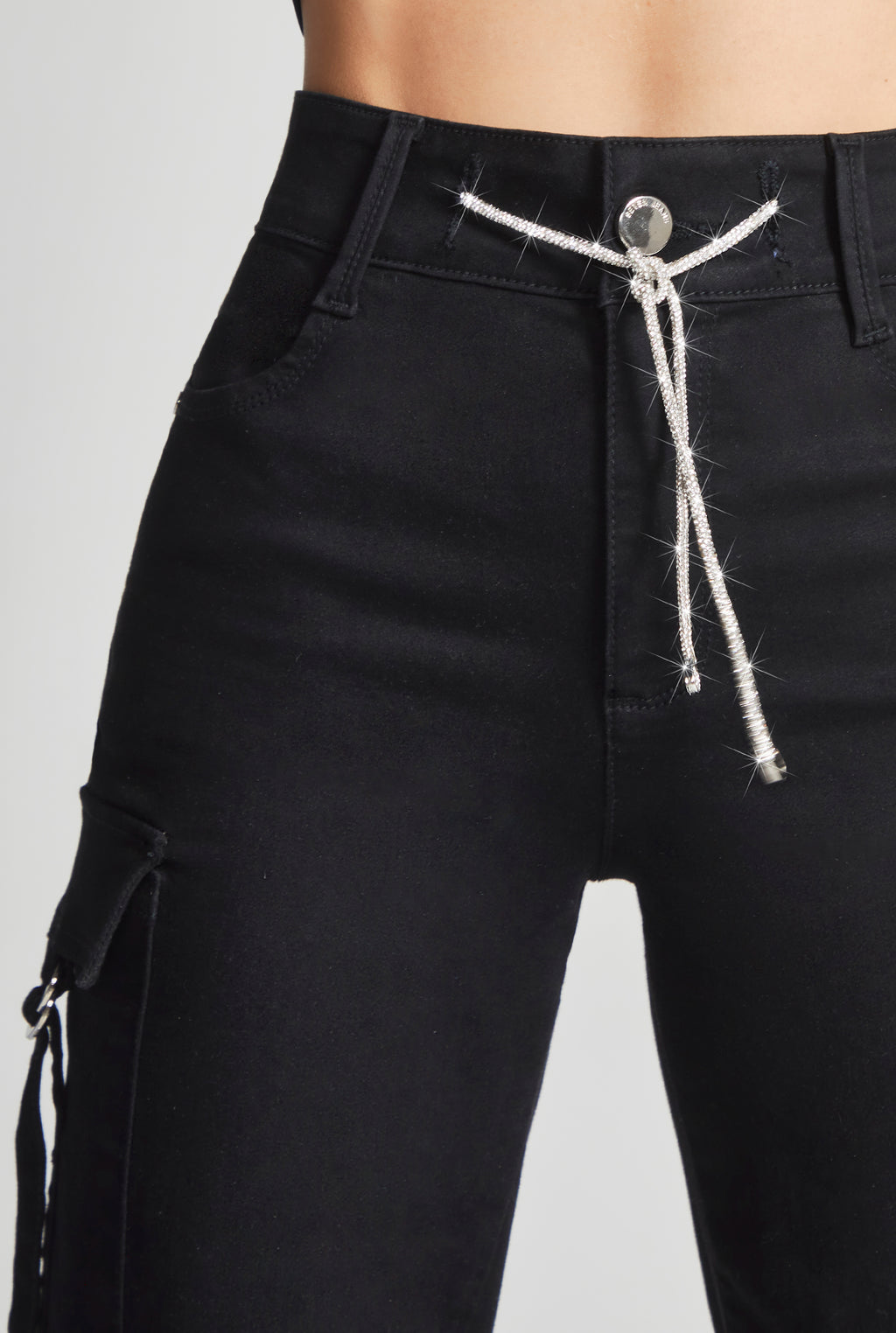 JEANS CARGO CINTURA SÚPER ALTA COLOR NEGRO 0091NGRO (8189539582089)