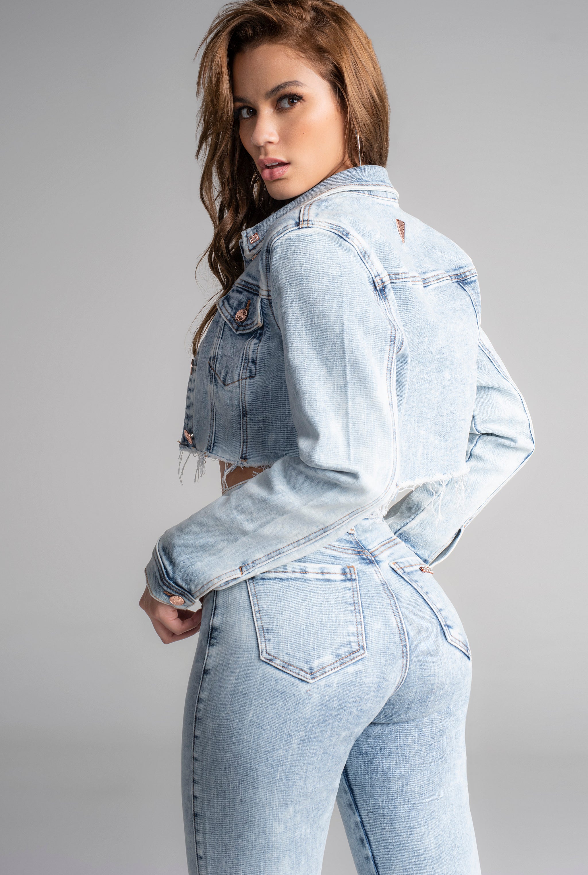 JEANS MOM SLIM CINTURA ALTA 9363ACWA
