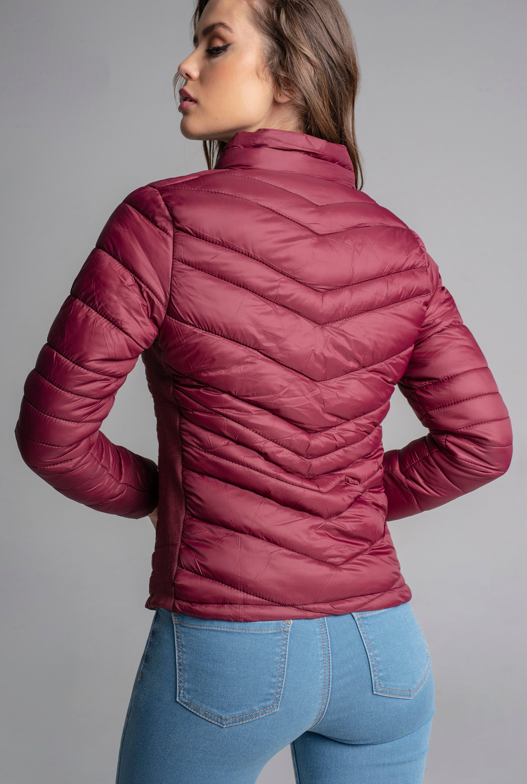 CHAMARRA LIGERA CON INTERIOR POLAR 9465GUIN